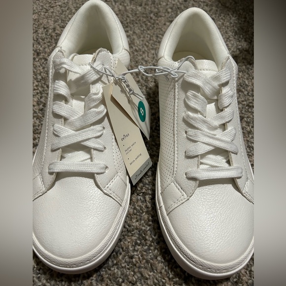Women's White Maddison Sneakers - Picture 3 of 12